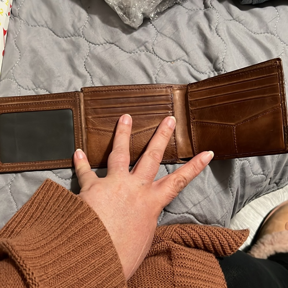 Fossil Quinn leather Flip Bifold Leather Wallet - Picture 3 of 6